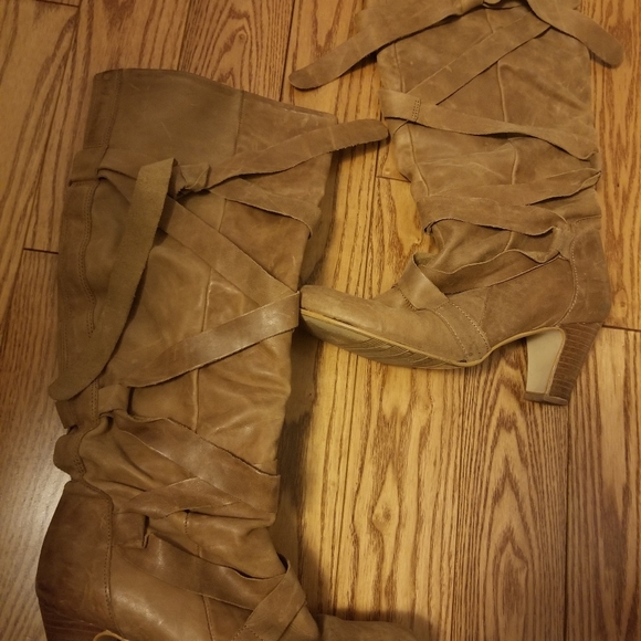Tan Real Leather boots - Picture 3 of 3